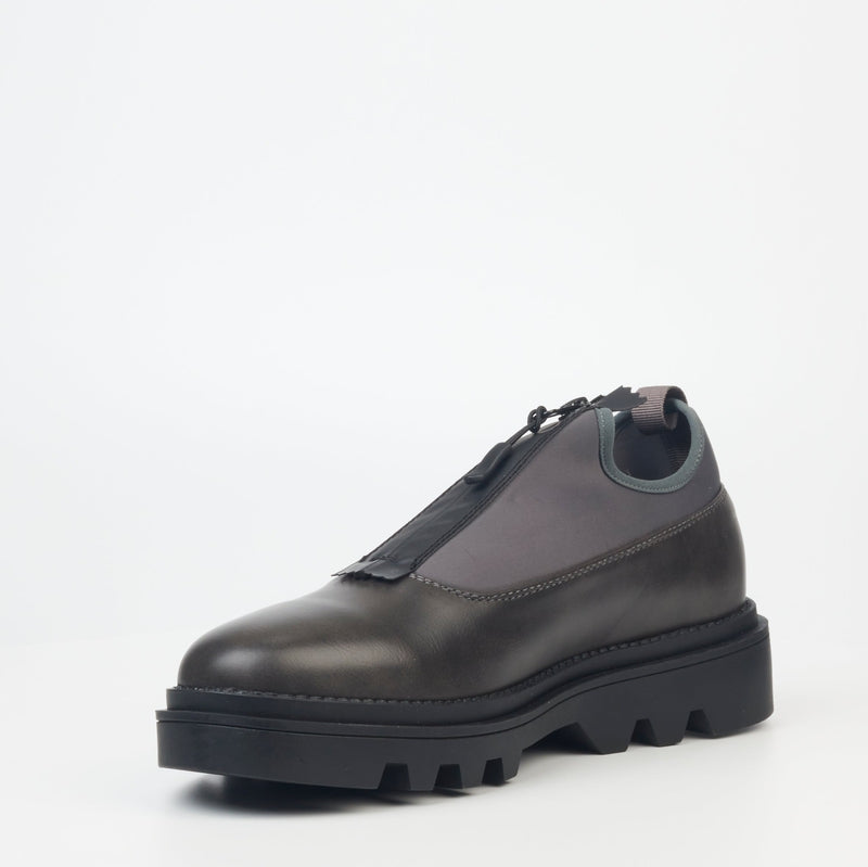 Mazerata Casual Shoe with a Zip-Grey